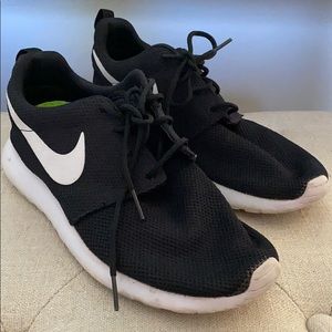 Nike Roshe Run’s